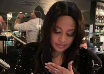 Mina’s album: Photos from UK