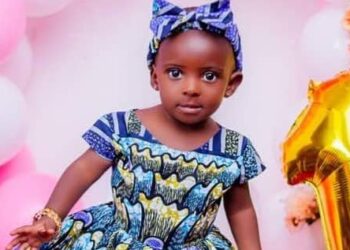 Hey, give way, the Princess is still in her birthday mood