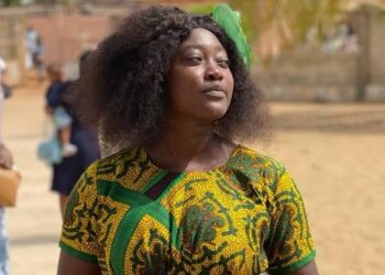 ‘She is like a light that disperses darkness’ – Pretty lady told