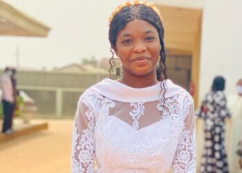 Friends gather, throw birthday party with songs for their beloved Irene-Clara