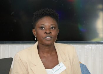 ‘You’re an inspiration’ – Sound technician raps lady